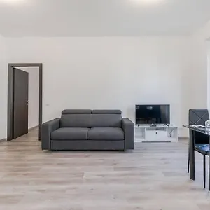 Bicocca Metro House Appartamento Milano